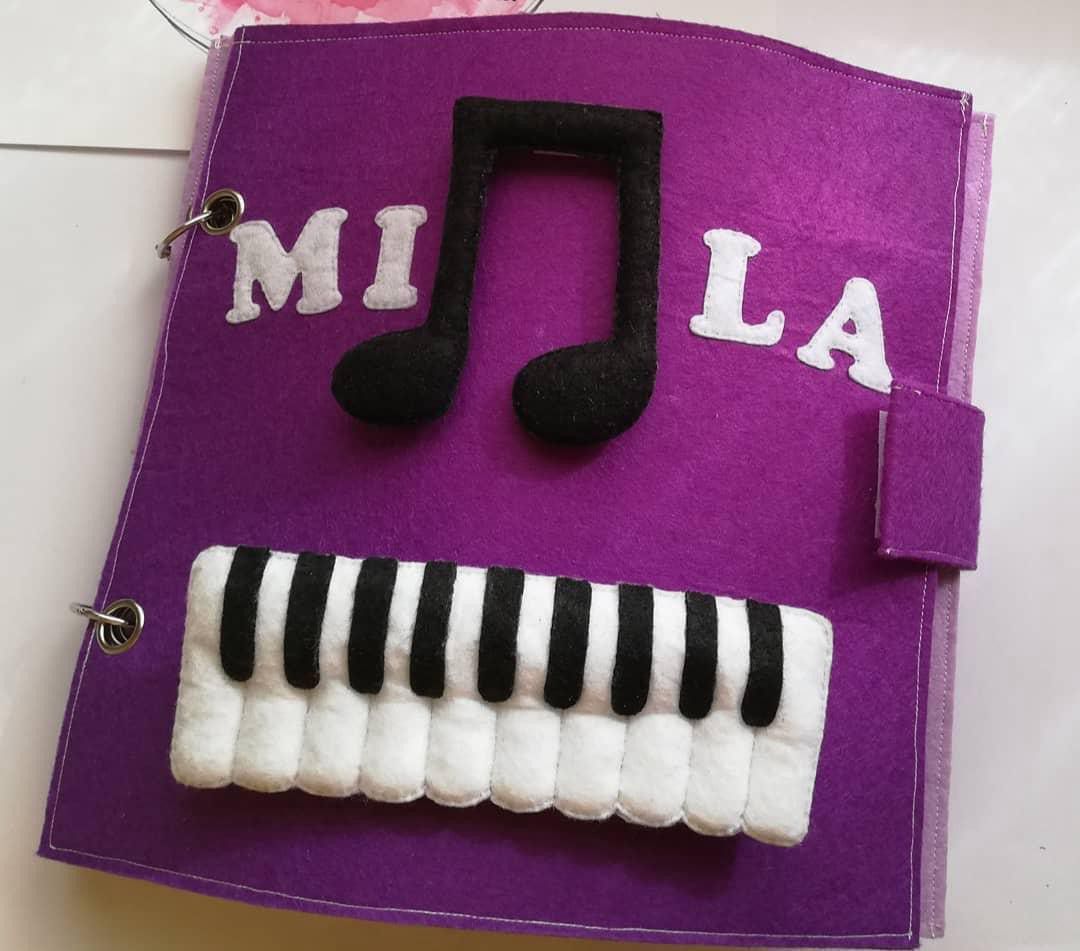 Libro sensorial musical